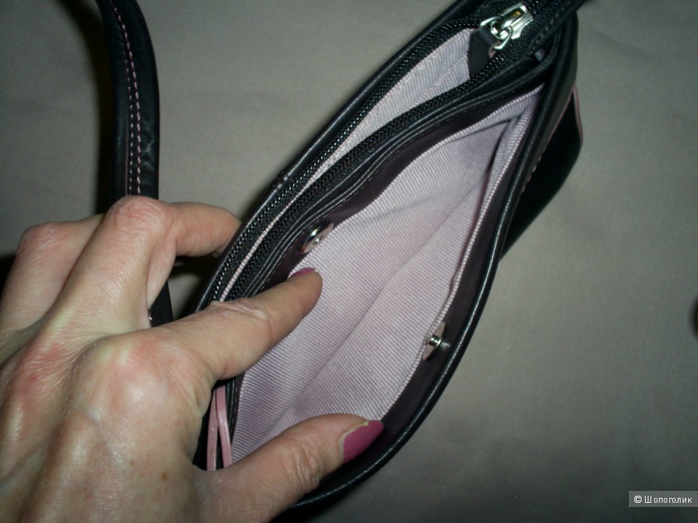 Сумка от Radley 22-13-7 см.
