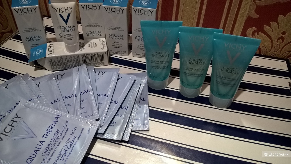 Гель+сыворотка+легкий крем Vichy Aqualia Thermal 15мл*3 шт, 3мл*6шт, 1,5мл*15шт