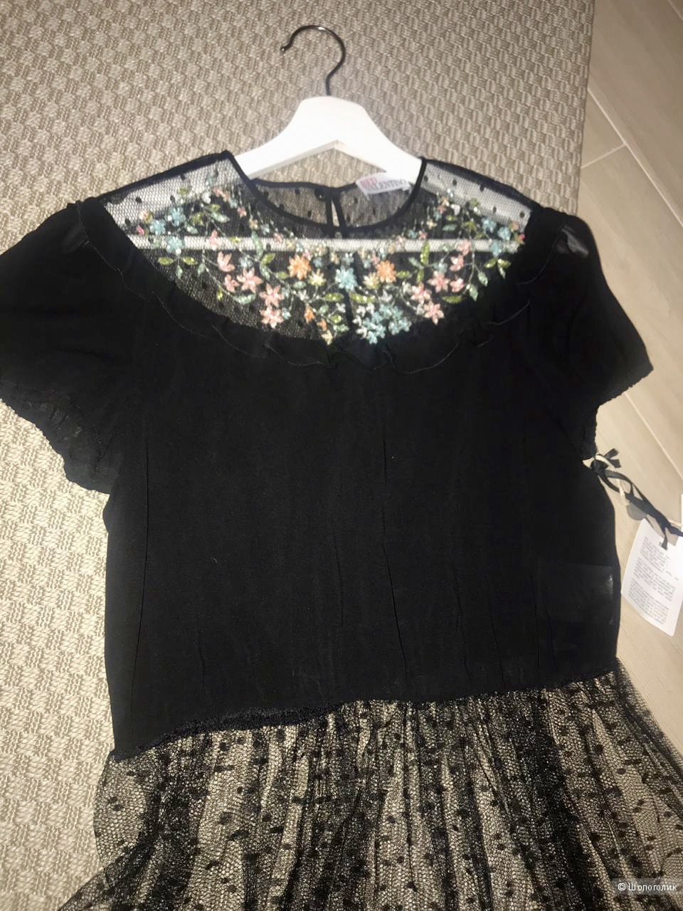Платье Red Valentino 44 (RU), 42 (IT) размер