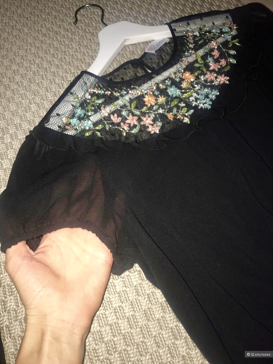 Платье Red Valentino 44 (RU), 42 (IT) размер