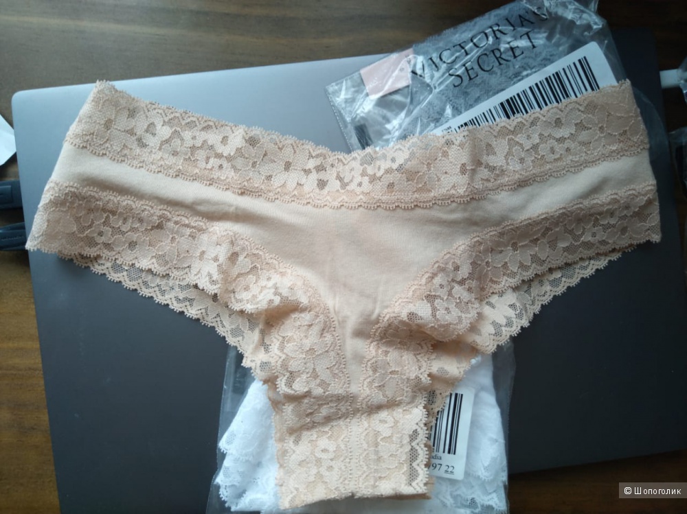 Трусы Victorias Secret S комплектом из 4х шт