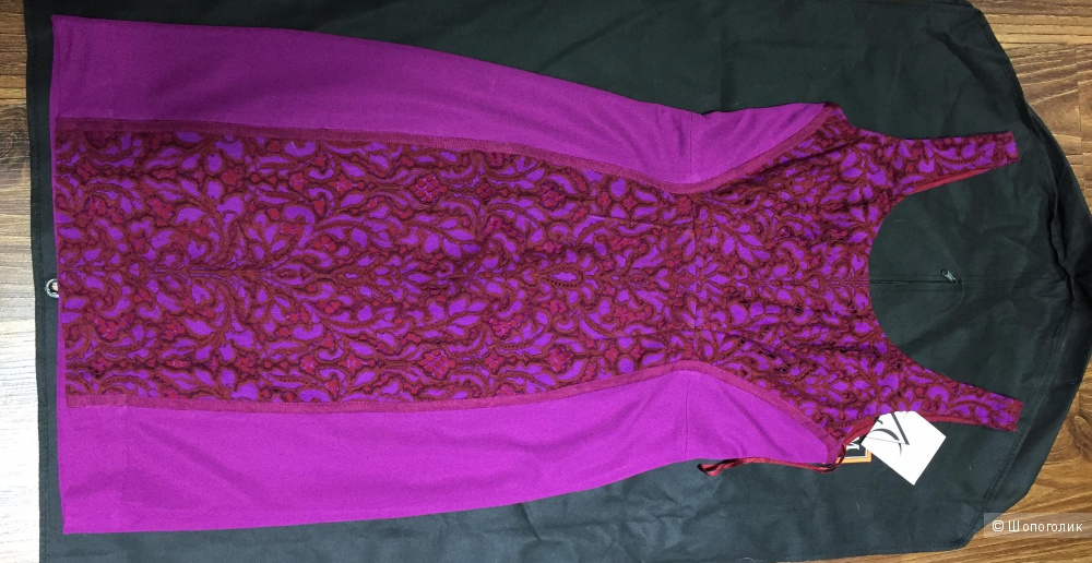 Платье Diane von Furstenberg. р.46