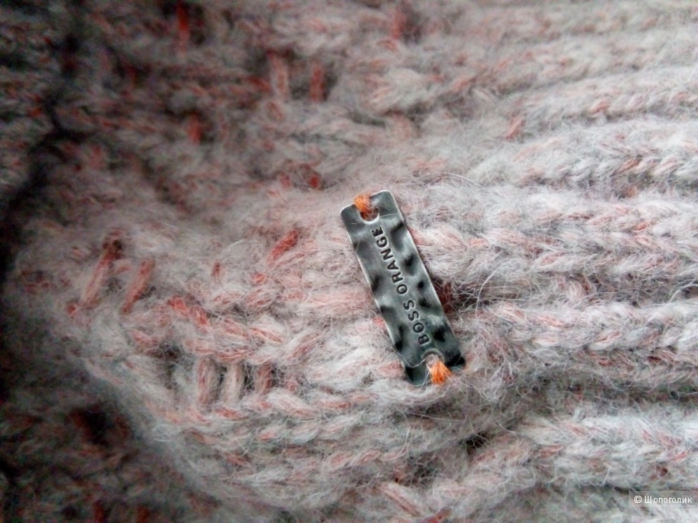Комплект  свитер и хомут Hugo Boss, размер XS