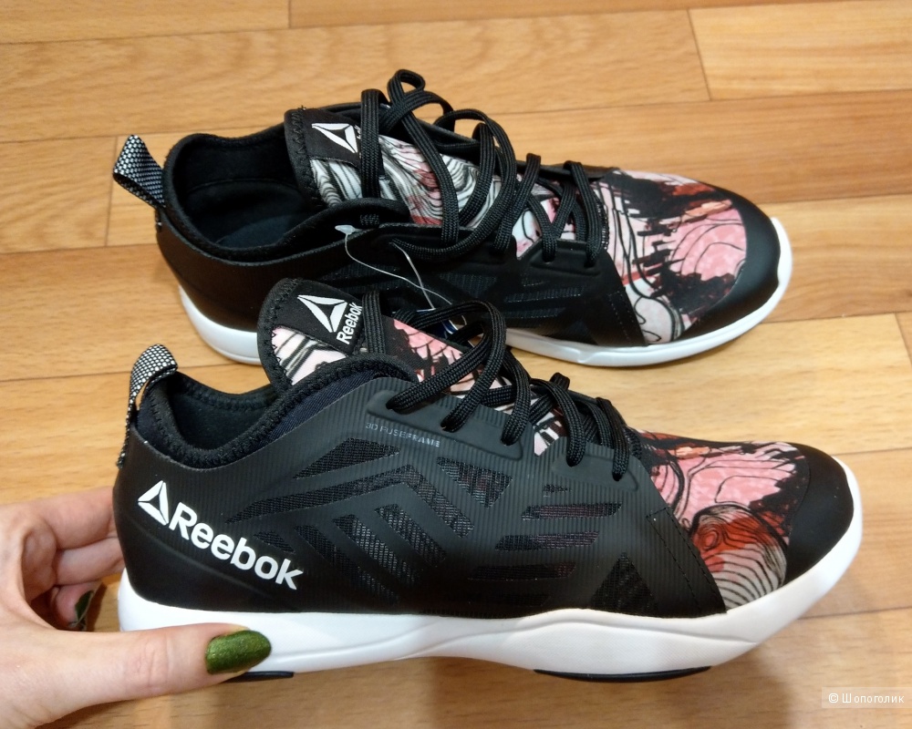 Кроссовки Reebok р.39