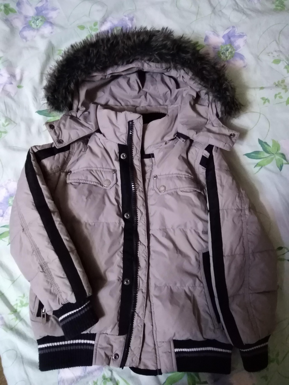 Пуховик. Sela. 4-6 лет.