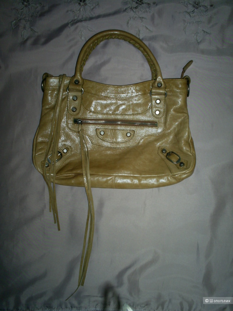 Сумка от Balenciaga 34-21-6 см.