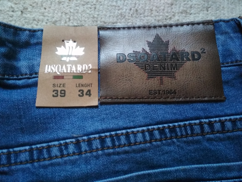 Джинсы Dsquared2 39
