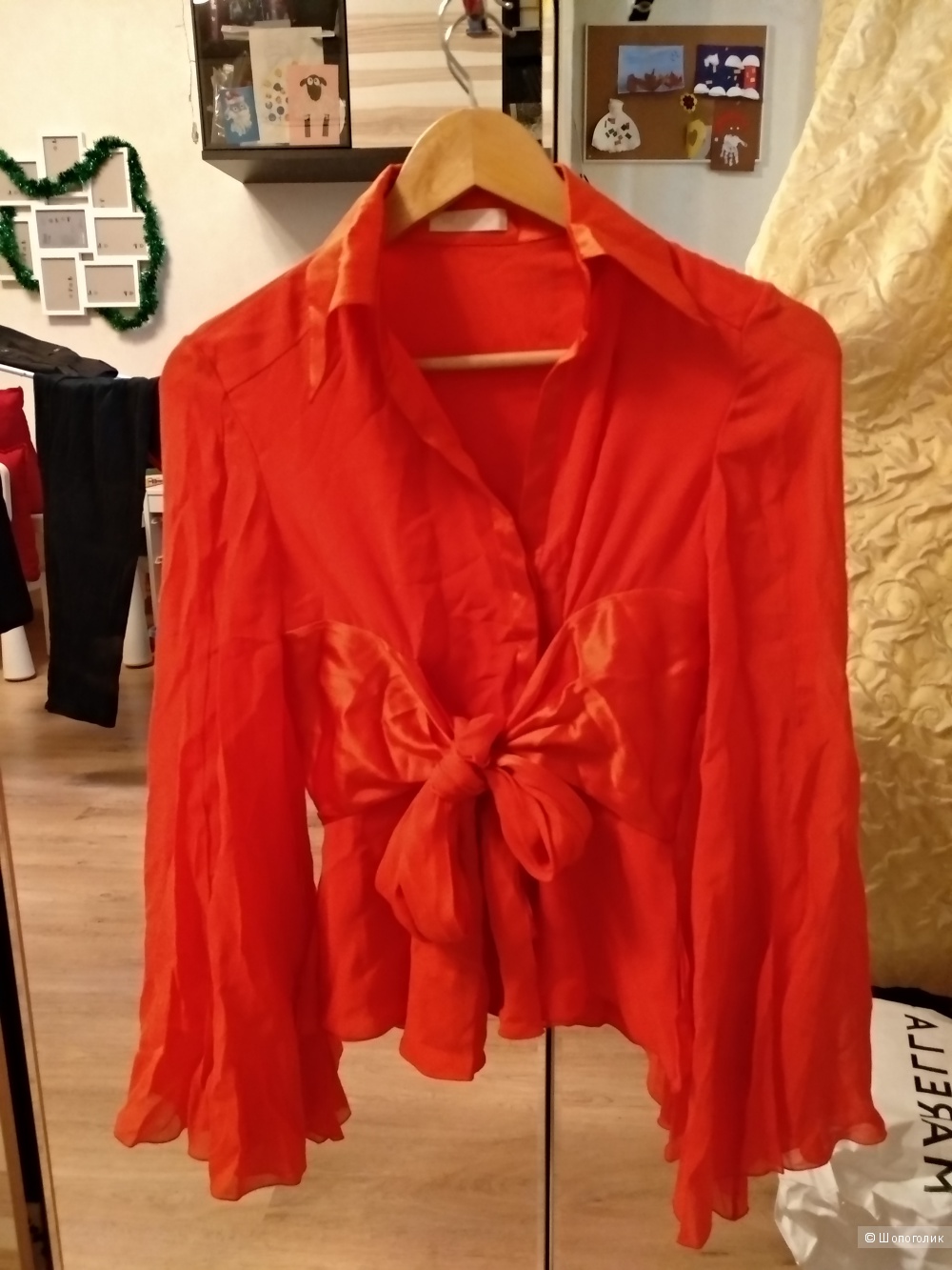 Блузка от Valentino, размер 42