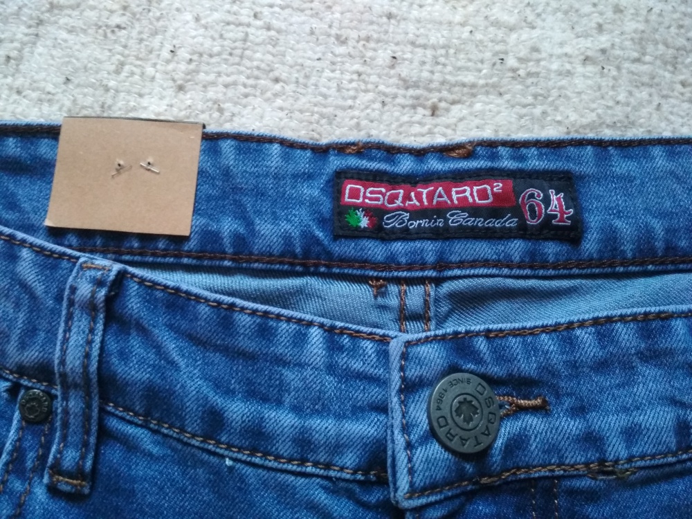 Джинсы Dsquared2 39