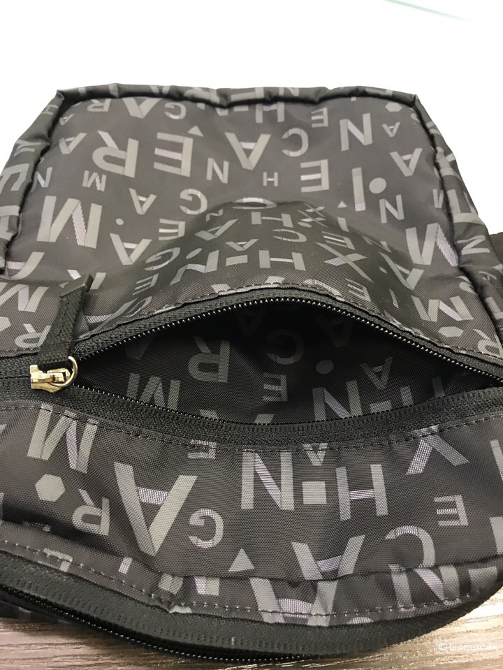 Сумка мужская Armani Exchange, размер 21 см х 25,5 см х 5,5 см