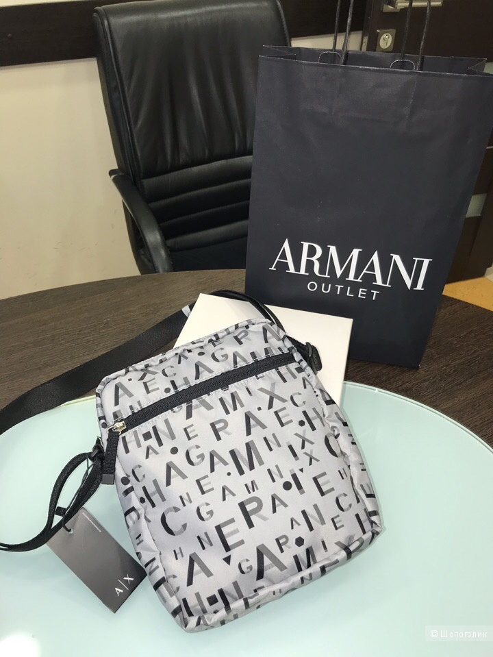Сумка мужская Armani Exchange, размер 21 см х 25,5 см х 5,5 см
