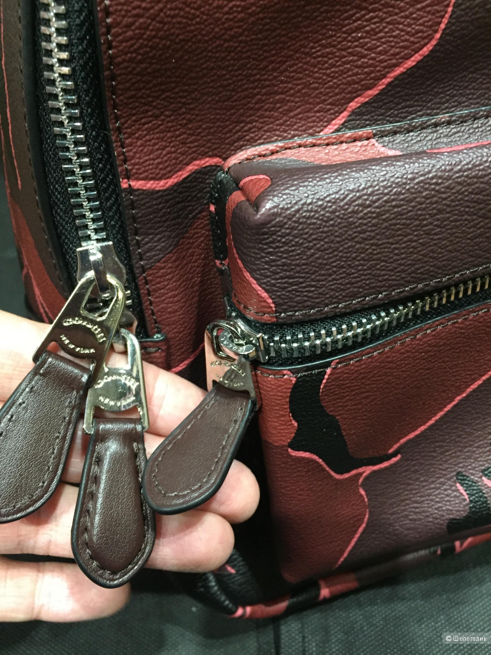 Женский кожаный рюкзак COACH.