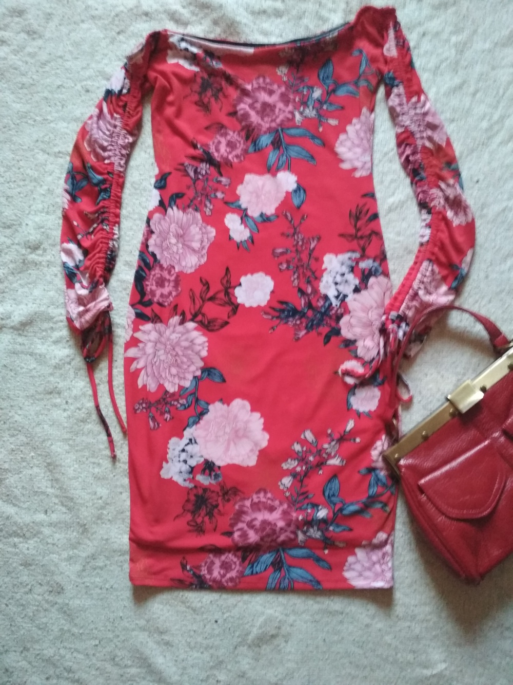Платье Guess xs