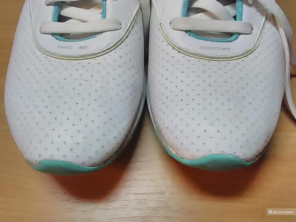 Кроссовки REEBOK.Размер 40