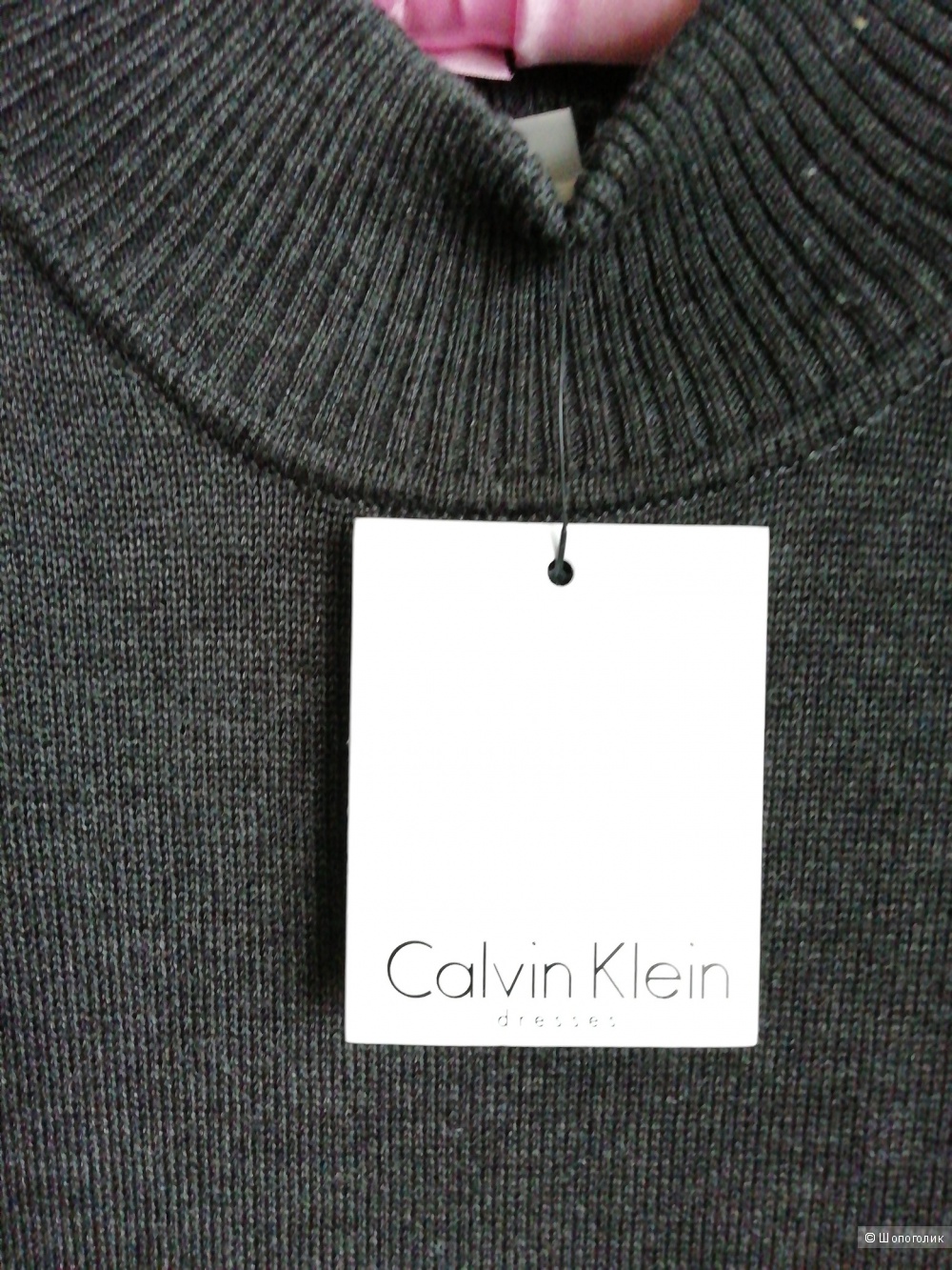 Платье Calvin Klein, M