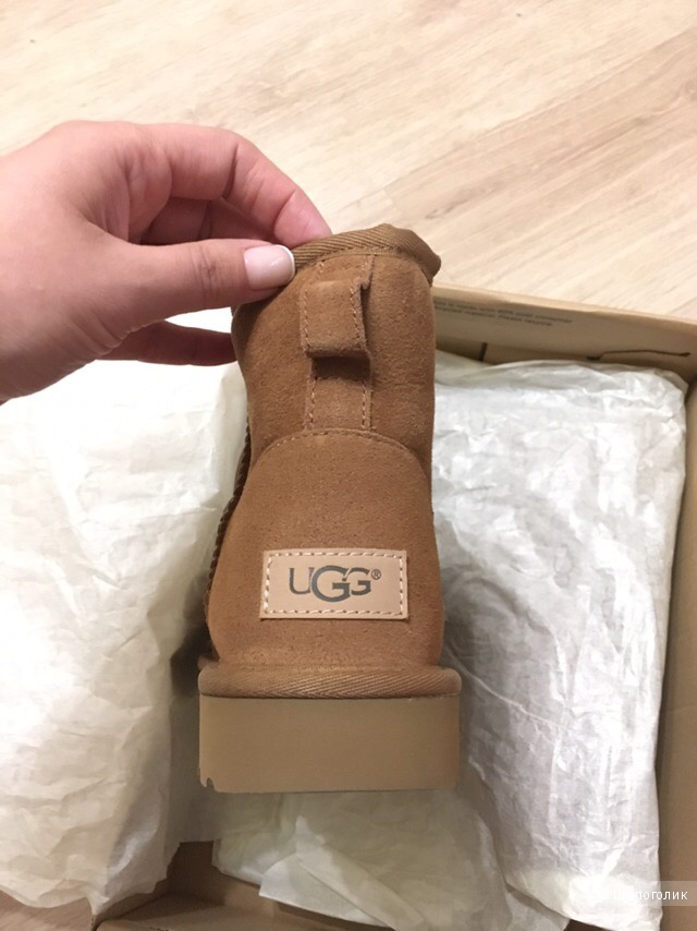 Короткие угги UGG Classic Mini II Boot , размер US8