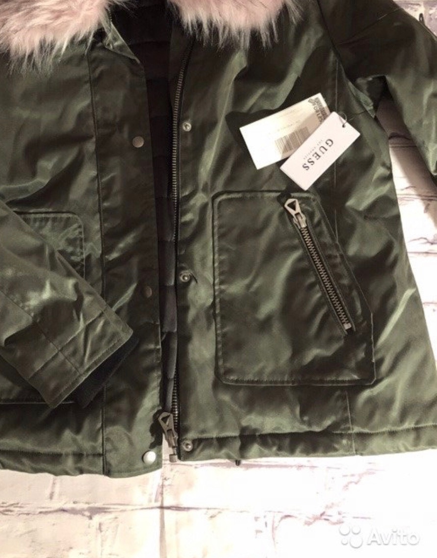 Парка Guess. Размер -S
