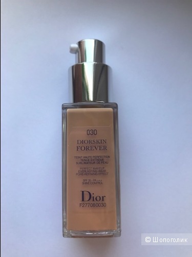 Тональный крем-флюид Dior Diorskin Forever, тон 30.