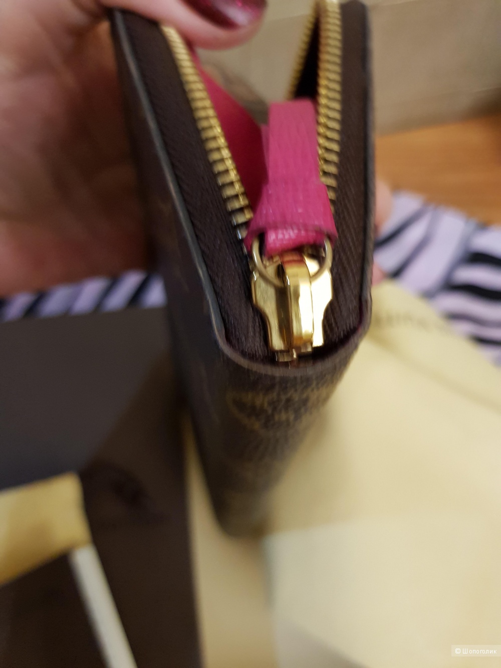 Кошелек Louis Vuitton, 20*9,5*2 см