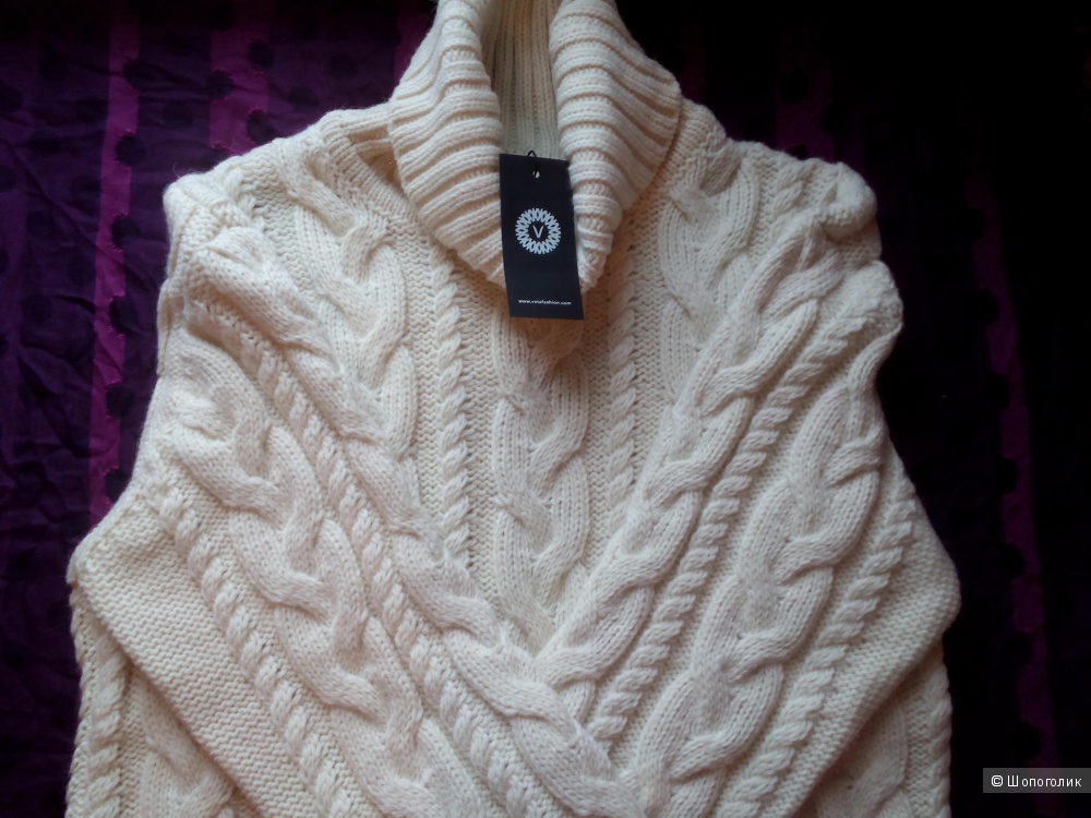 Объемный шерстяной свитер c "косами"  от бренда "Veta" ( Эстония )