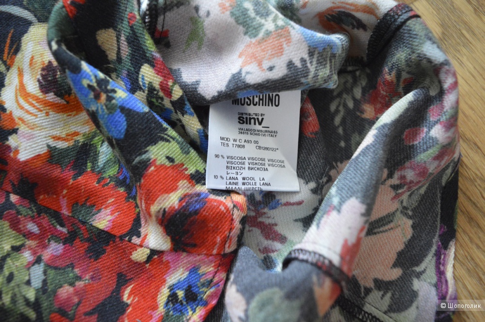 Красивая рубашка Love Moschino  на 42-44
