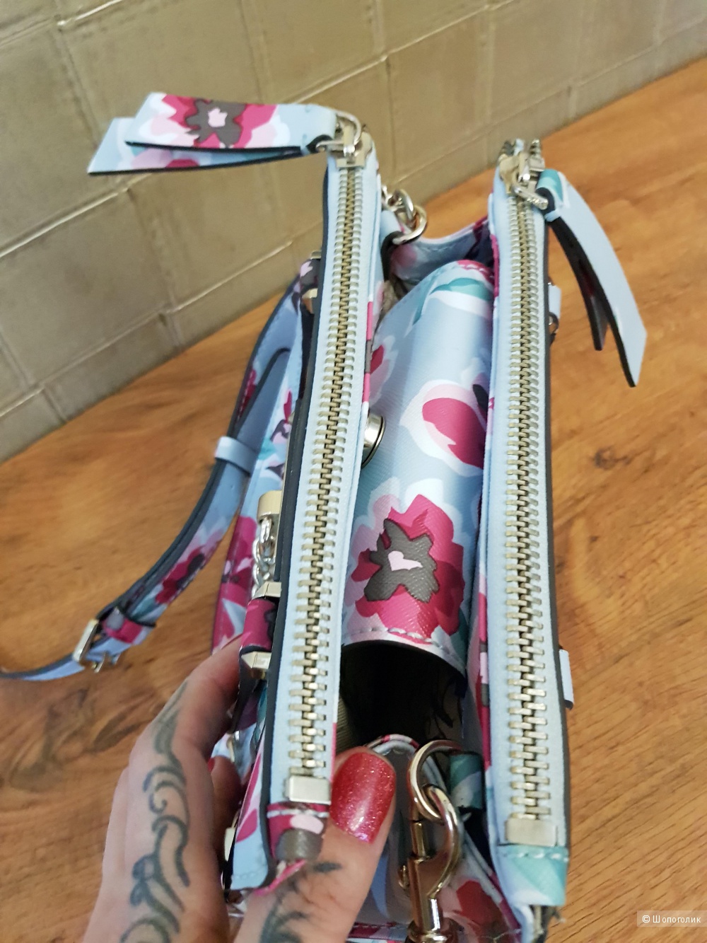 Сумка GUESS, 24,5*19,5*10 см