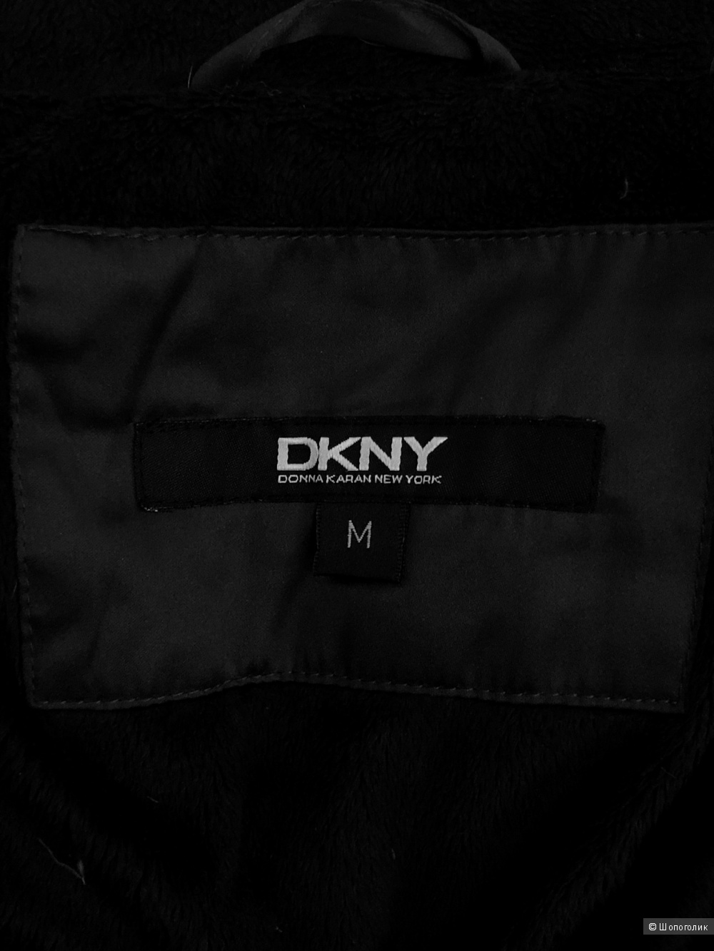Пуховик DKNY, размер М.