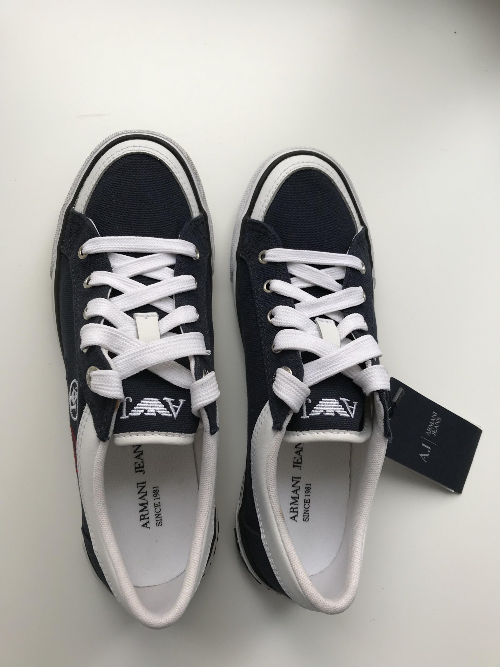 Кеды женские Armani Jeans 37