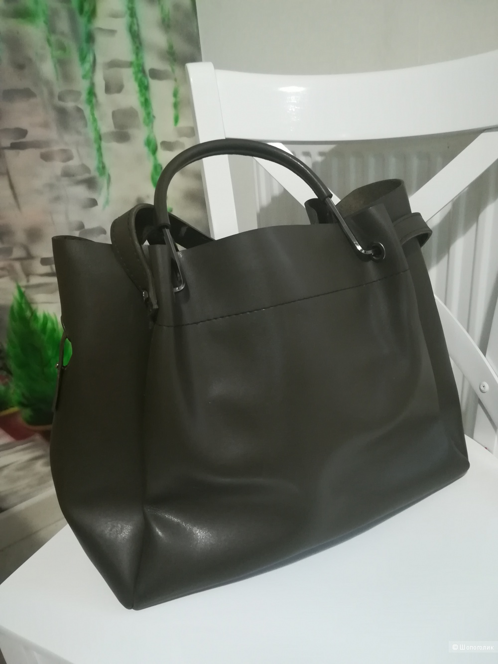 Сумка Guess, размер 30х40