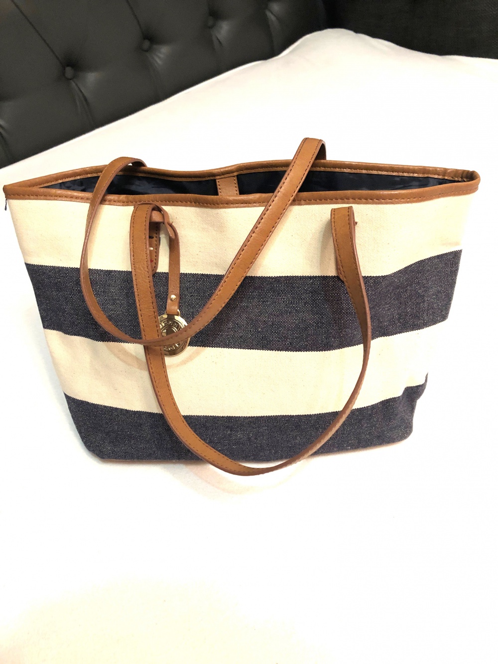 Сумка Tommy Hilfiger размер М