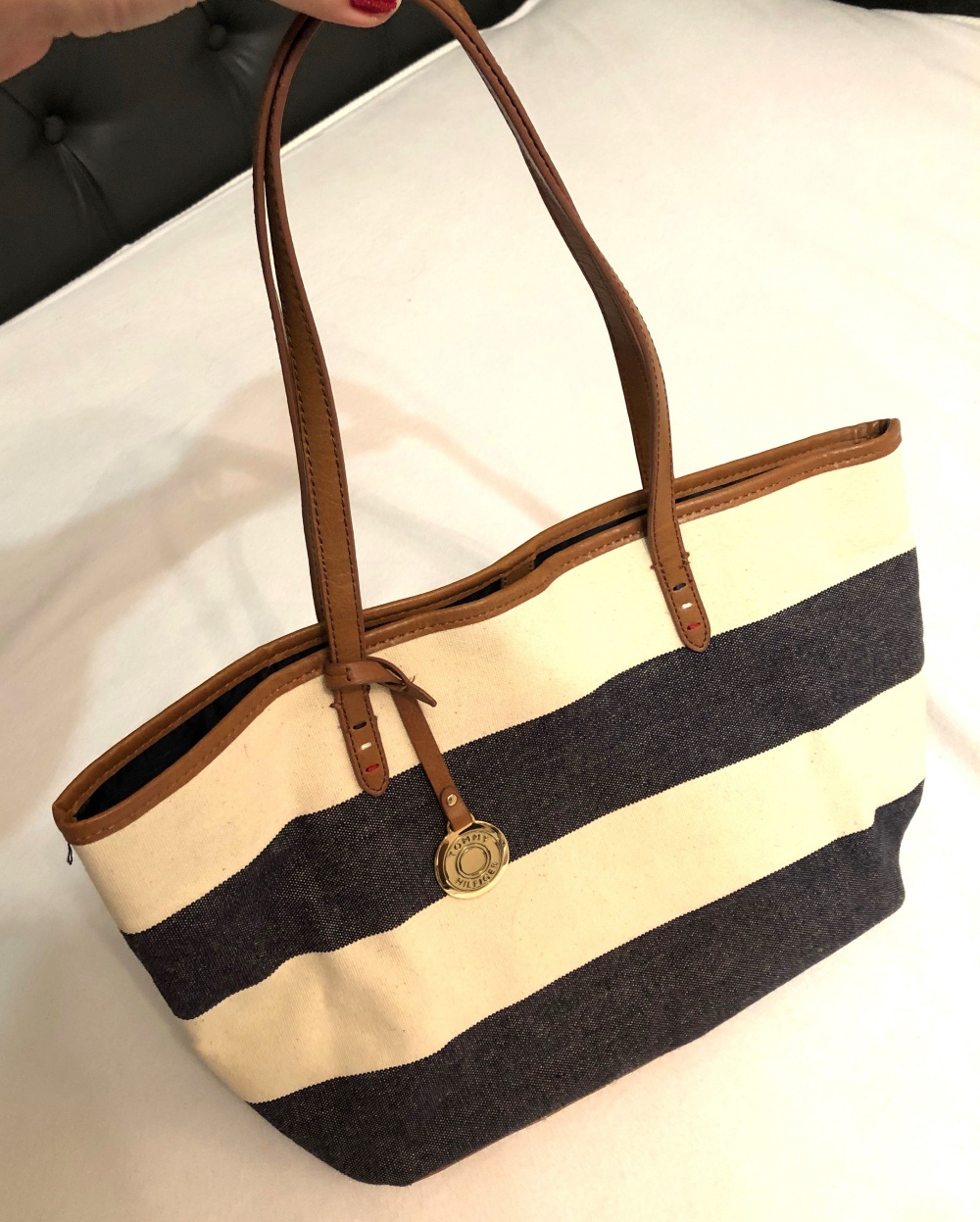 Сумка Tommy Hilfiger размер М
