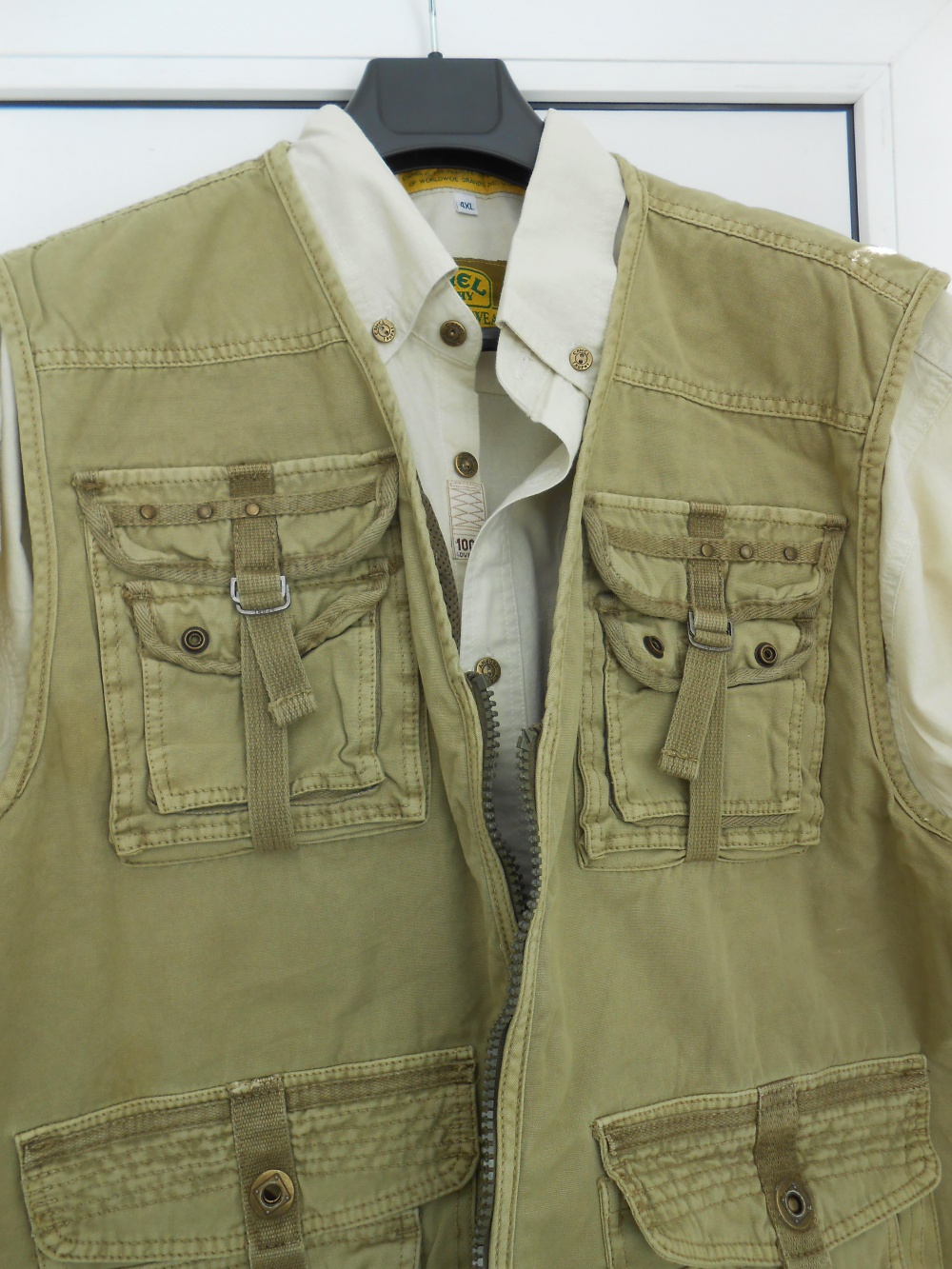 Жилет мужской B.W.CHENG WEAR , р. 56 - 58