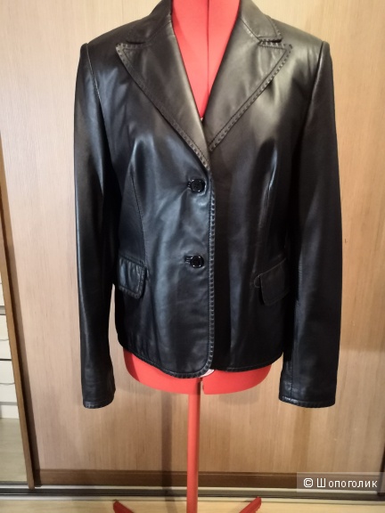 Пиджак  женский VERSAL размер 44