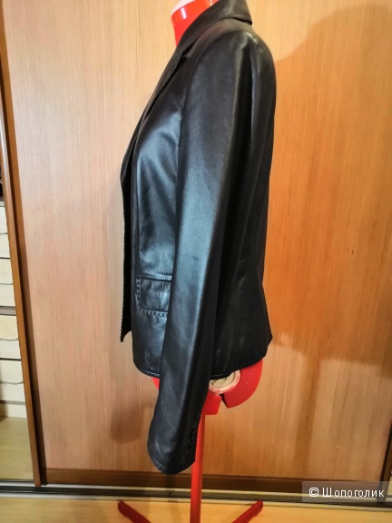 Пиджак  женский VERSAL размер 44