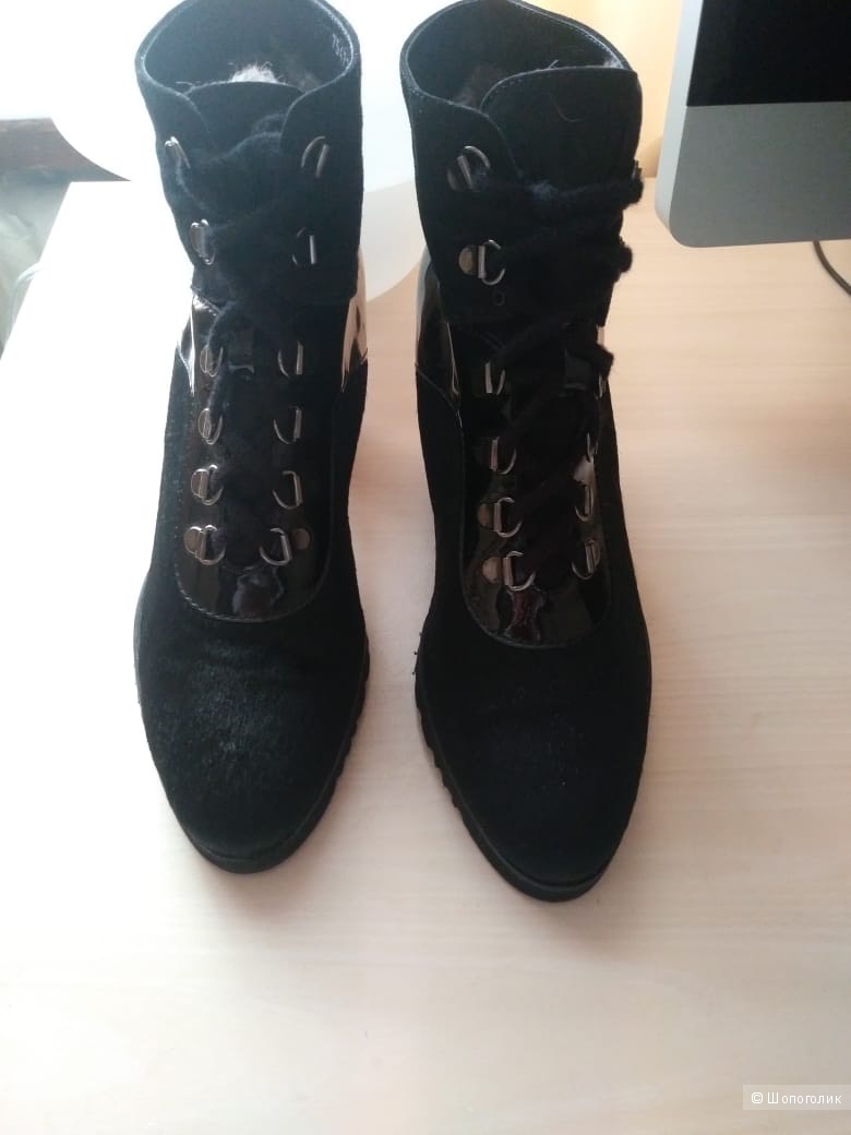 Ботильоны VIBRAM , размер 38-39