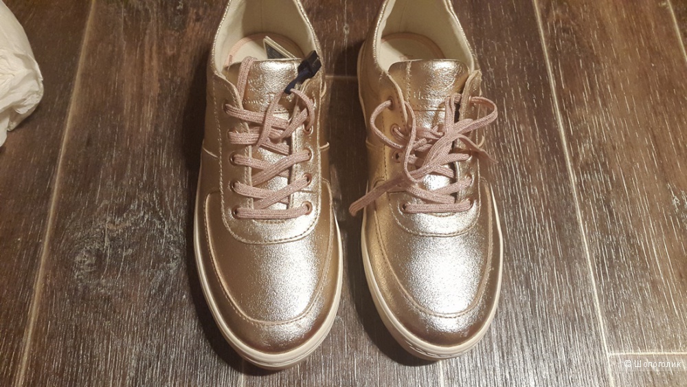 Кеды из металлизированной кожи  Massimo Dutti 38 разм.