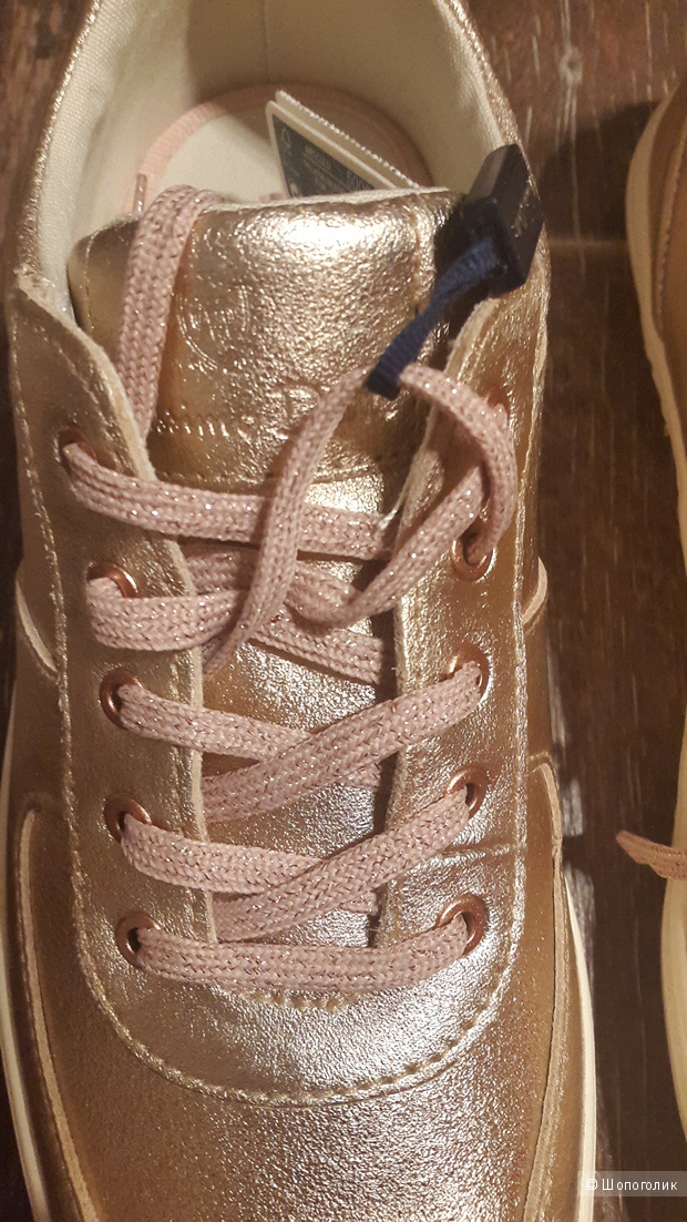Кеды из металлизированной кожи  Massimo Dutti 38 разм.