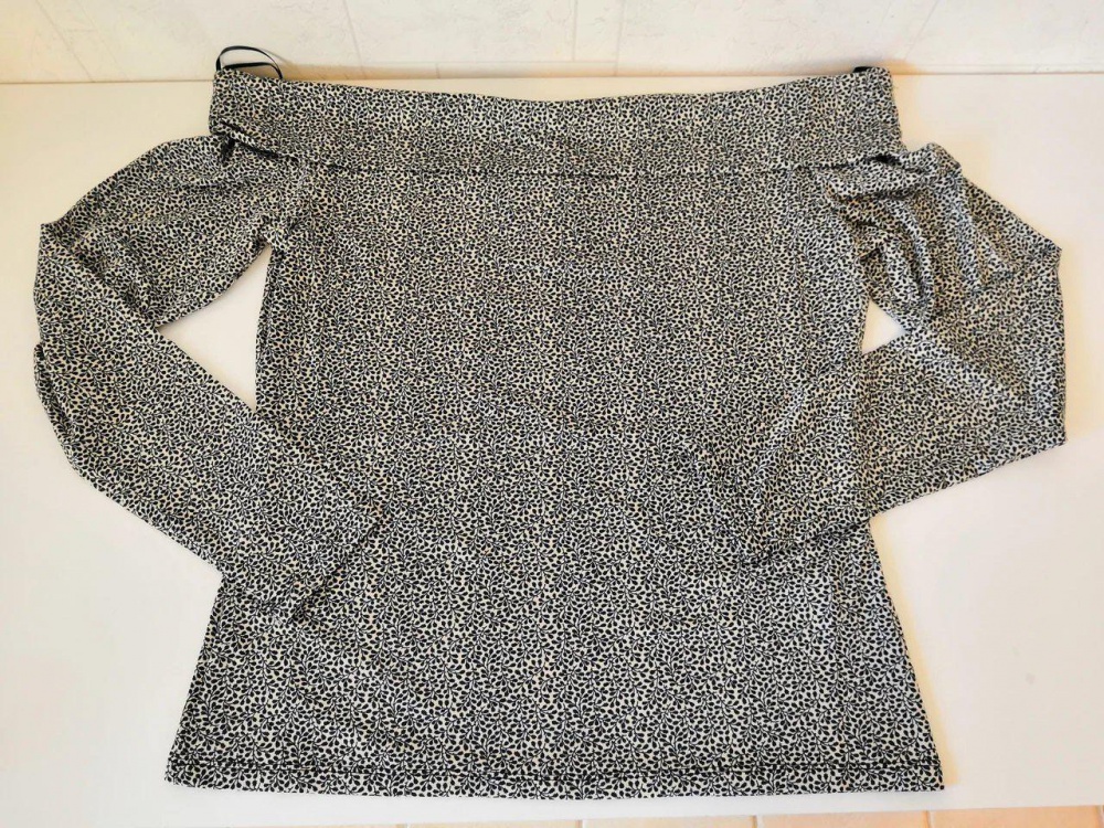 Топ с открытыми плечами H&M разм.М