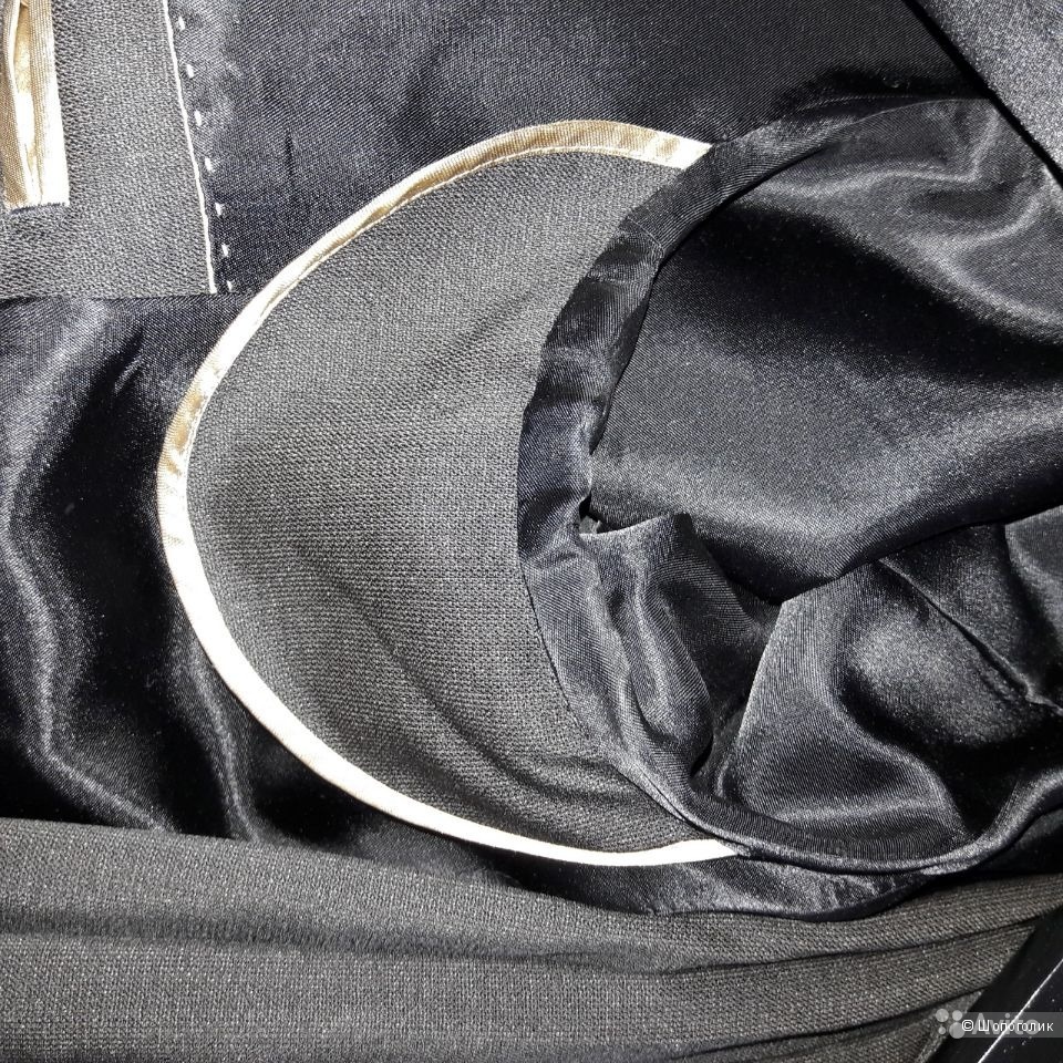 Костюм классический шерсть 100 процентная Zingal