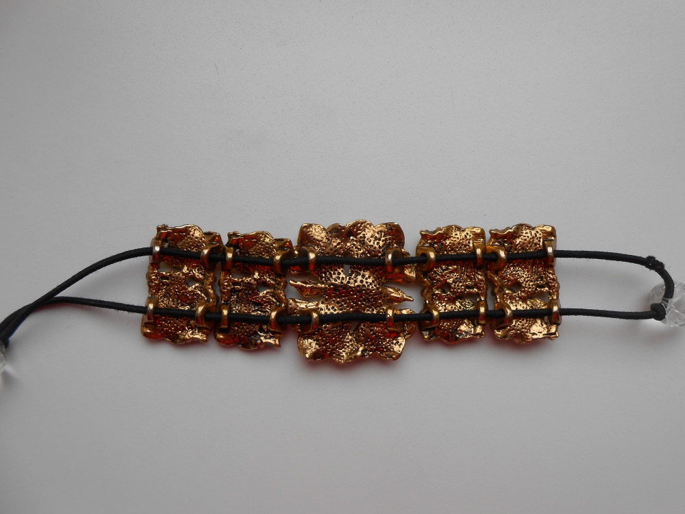 Браслет one size