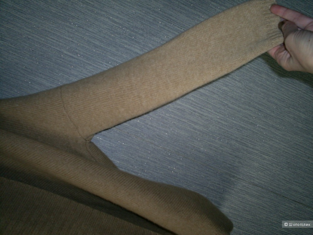 Кардиган-накидка от Massimo Dutti oversize.