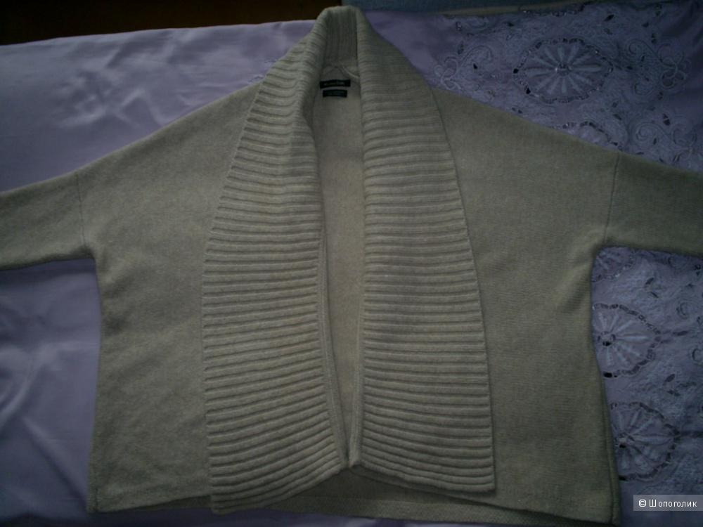 Кардиган-накидка от Massimo Dutti oversize.