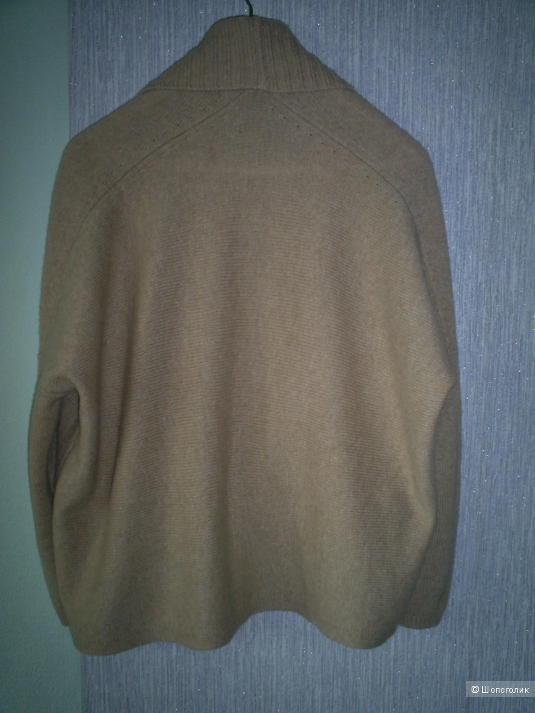 Кардиган-накидка от Massimo Dutti oversize.