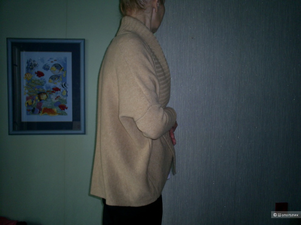Кардиган-накидка от Massimo Dutti oversize.