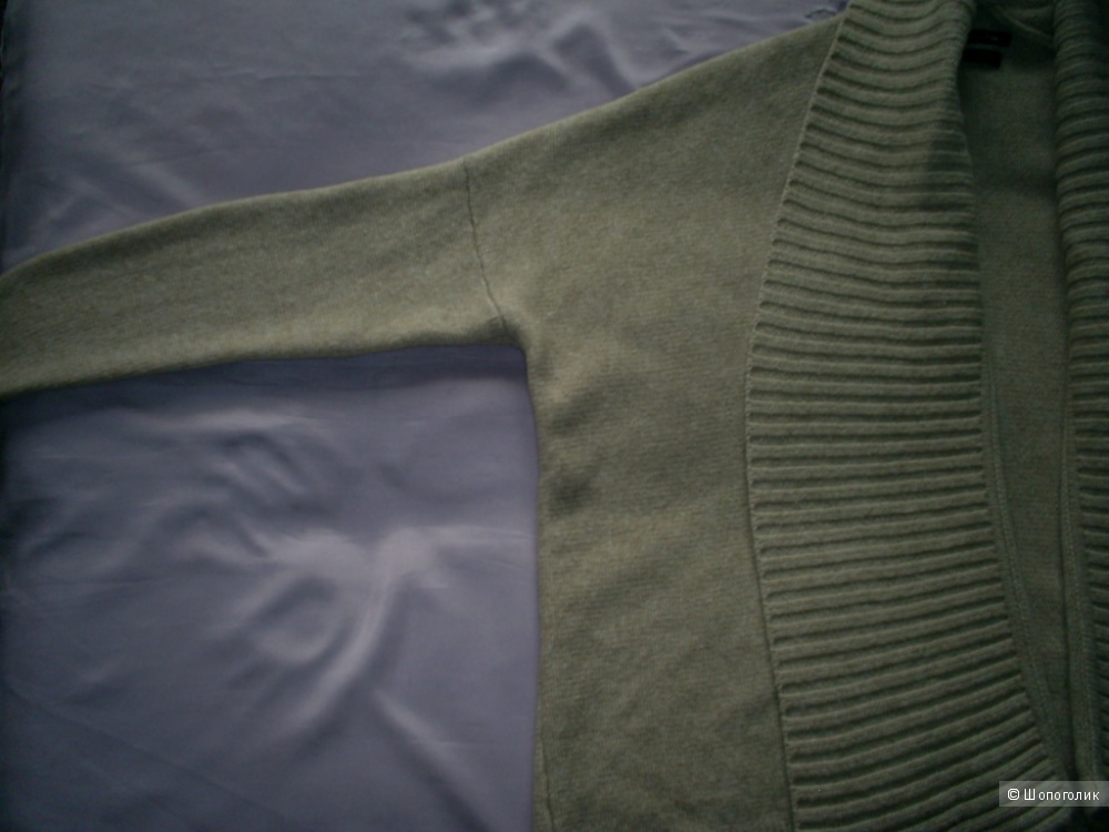 Кардиган-накидка от Massimo Dutti oversize.