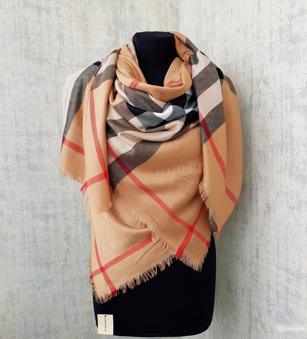 Платок палантин Burberry 140x140 см