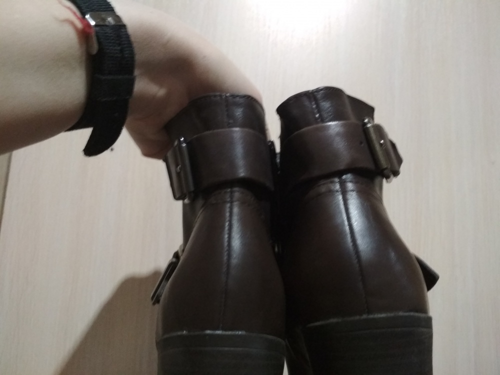 Ботинки Alesya 38