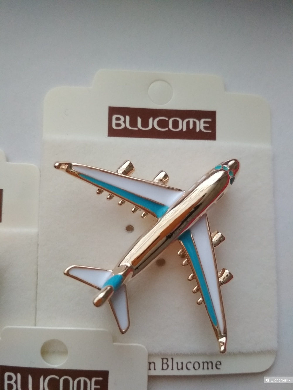 Набор брошей BLUCOME