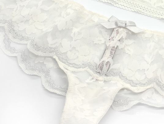 Комплект Victoria's Secret бралетт и трусики, размер S