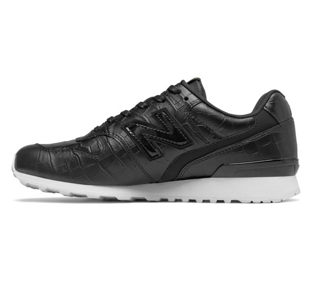 Кроссовки New Balance модель 696, размер 40